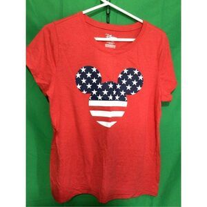 NWOT Disney Red Tee Women’s Large Crewneck
